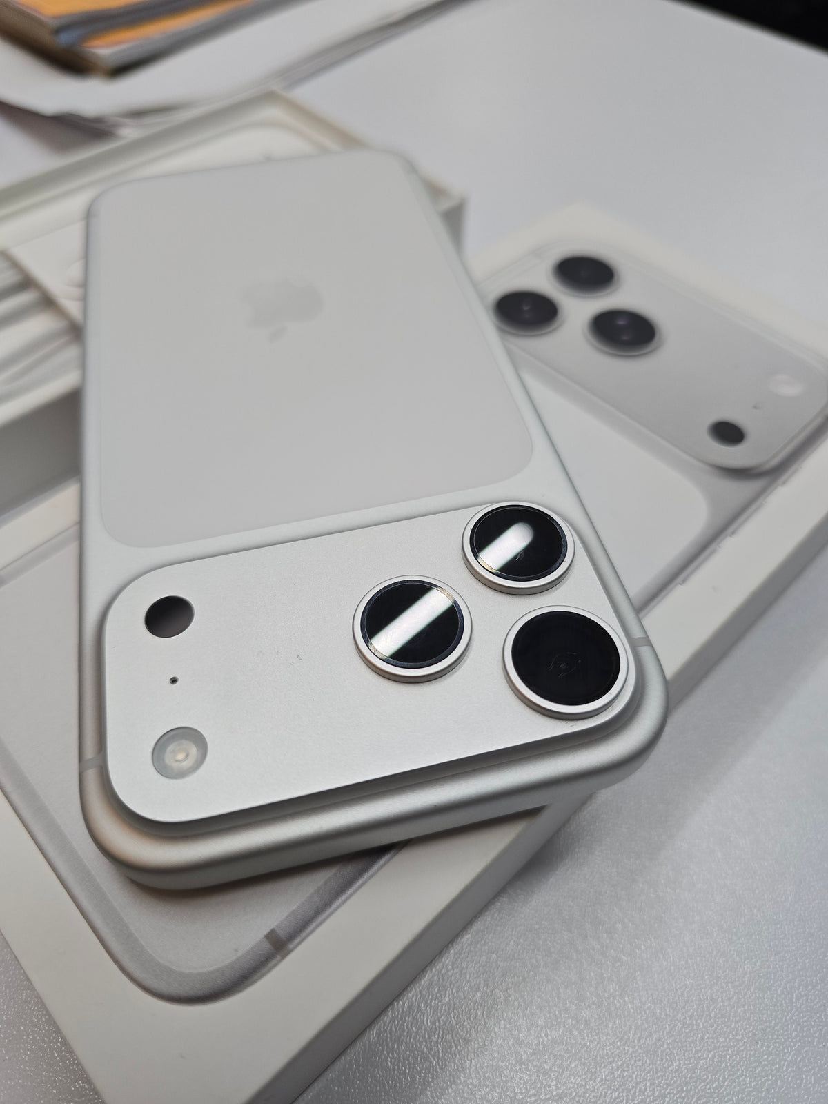 IPhone 17 pro Max. 🌟🌟🌟🌟🌟
